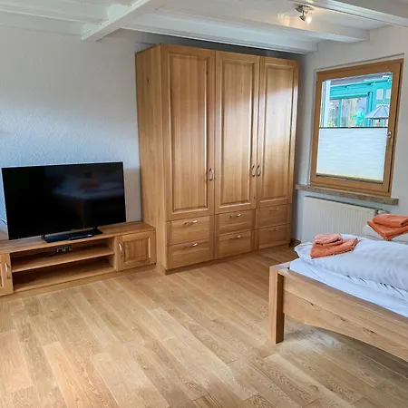 Zum Nussbaum Apartment